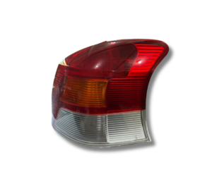 Copia de Copia de Agregar un subtítulo - 2026-03-02T114731.010 Faro Trasero – Toyota New Vitz